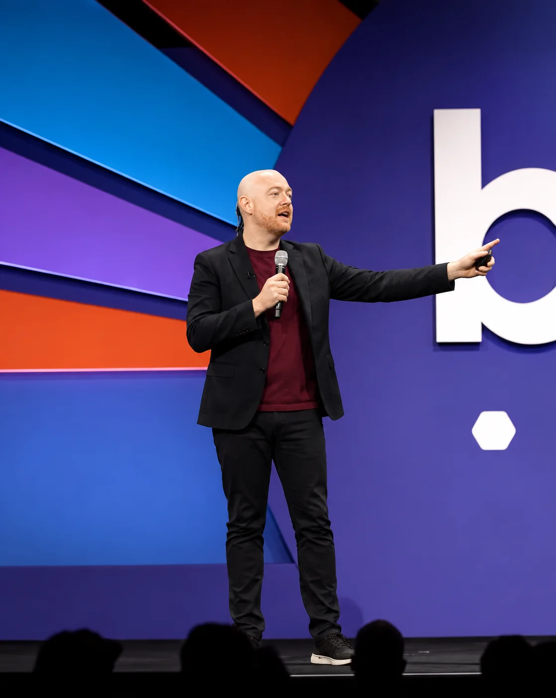 Dan Fitzpatrick speaking at BETT